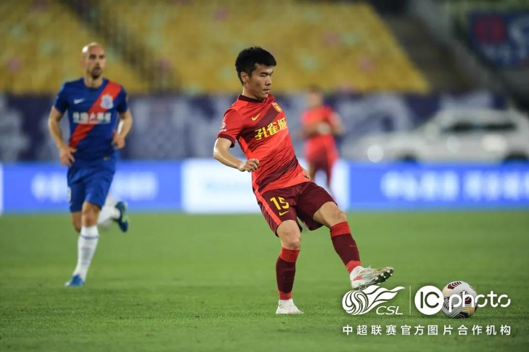 ولفرهامبتون وليفربول بث مباشرمباراة مثيرة في الدوري الإنجليزي