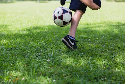 هدافي الدوري الإنجليزي الممتازمن يتصدر السباق هذا الموسم؟